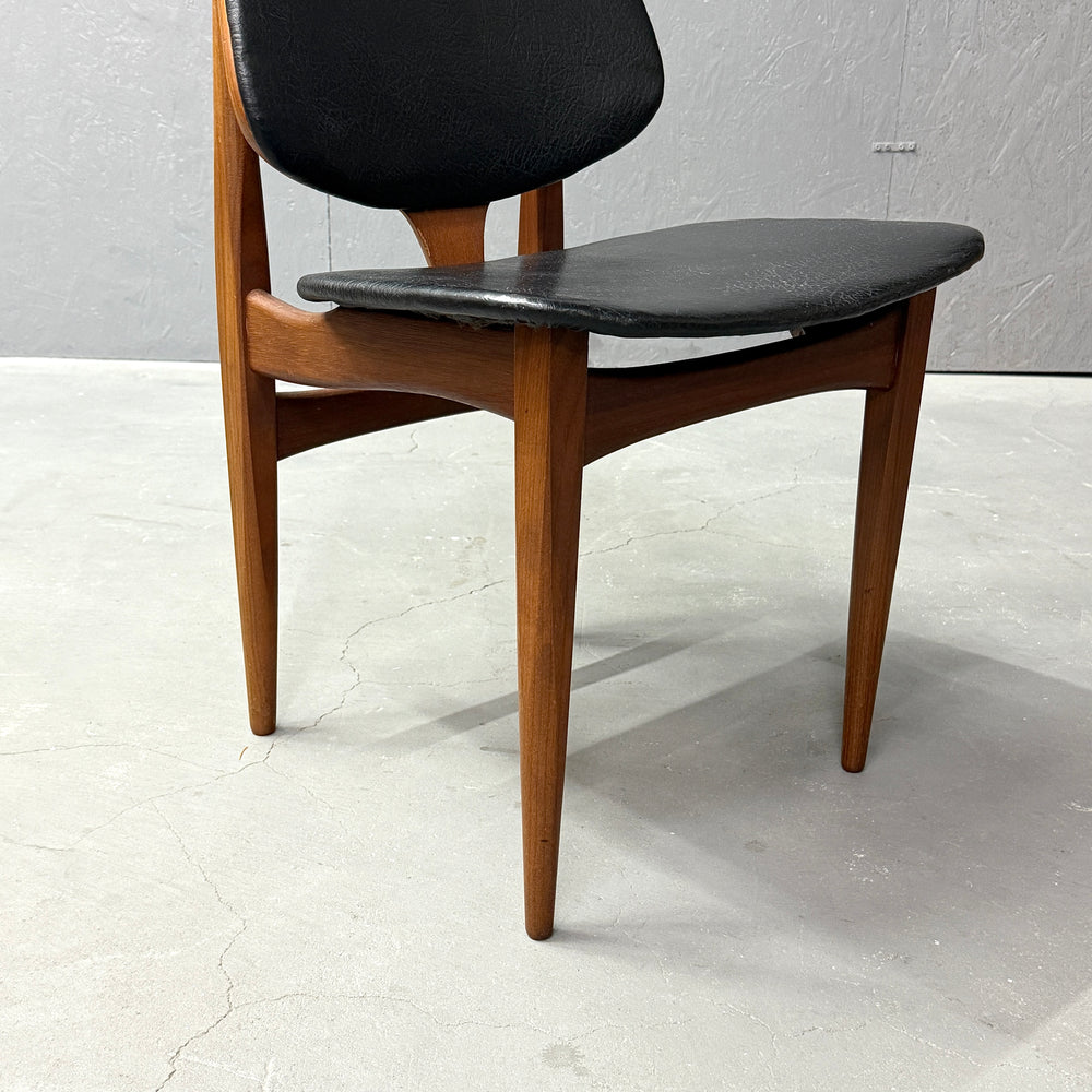 
                      
                        Elliots of Newbury(EON) / VINTAGE CHAIR ヴィンテージチェア (502)
                      
                    