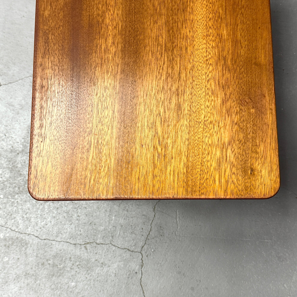 
                      
                        Coffee table with black legs
                      
                    