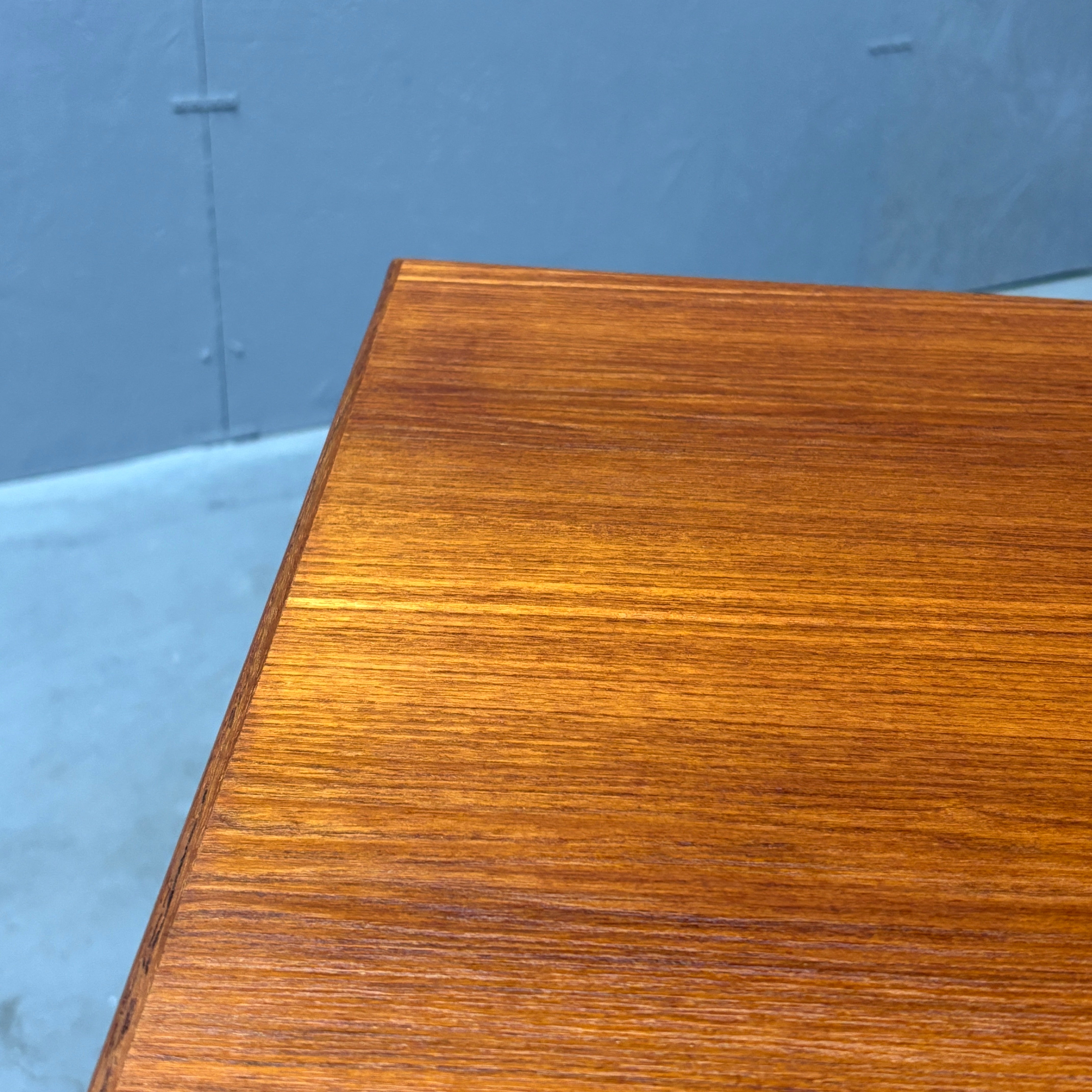 Danish Vintage / Draw-Leaf Dining Table デンマークヴィンテージ