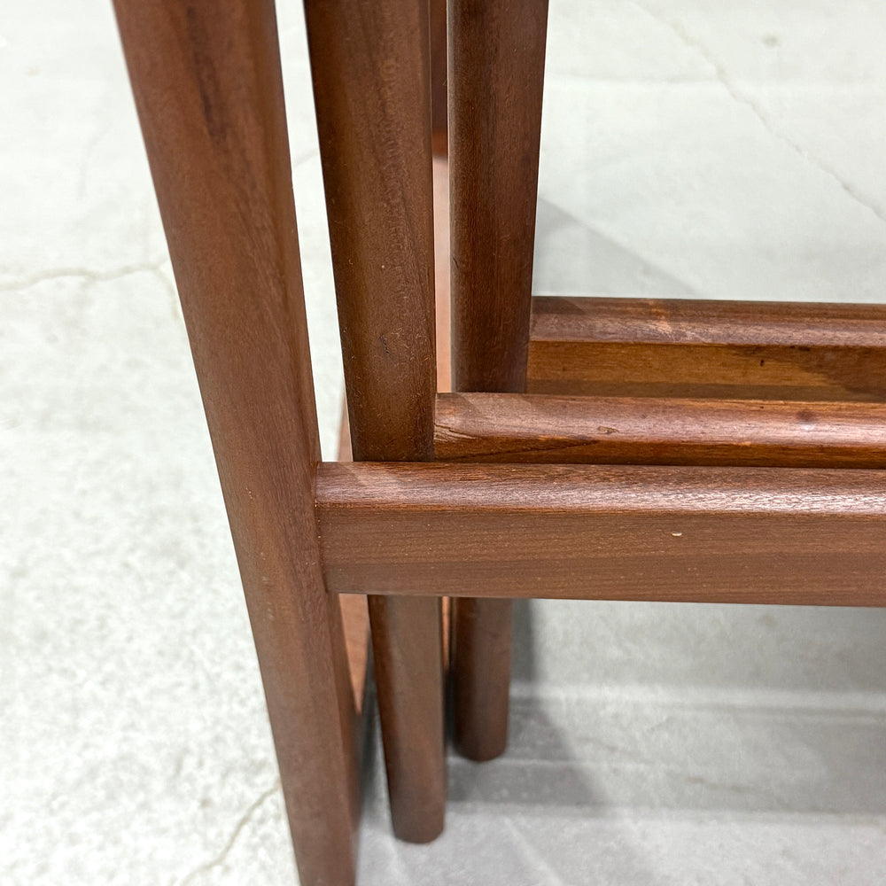 
                      
                        G-PLAN(ジープラン) / QUADRILLE NEST TABLE クアドリル ネストテーブル (401)
                      
                    