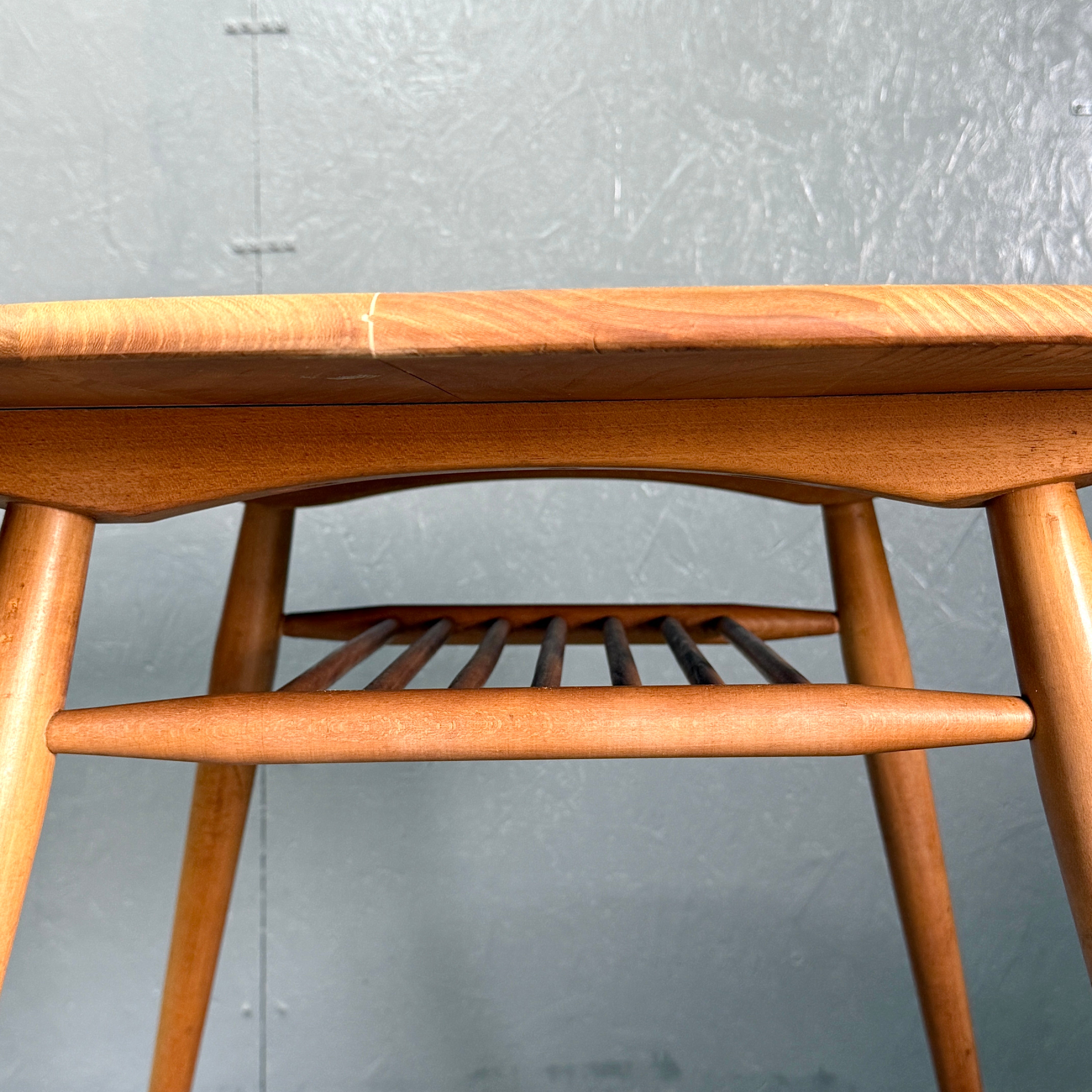 ERCOL(アーコール) / BREAKFAST EOUND TABLE ブレックファースト