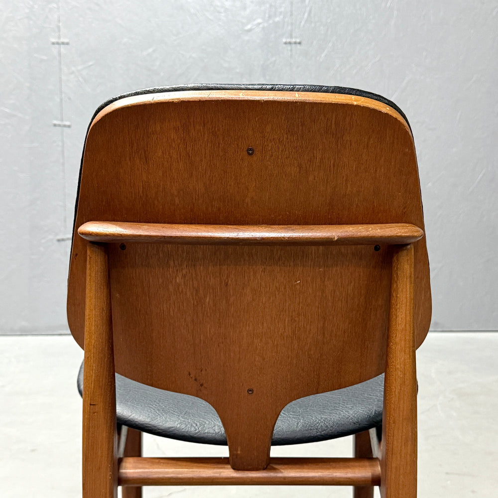
                      
                        Elliots of Newbury(EON) / VINTAGE CHAIR ヴィンテージチェア (504)
                      
                    