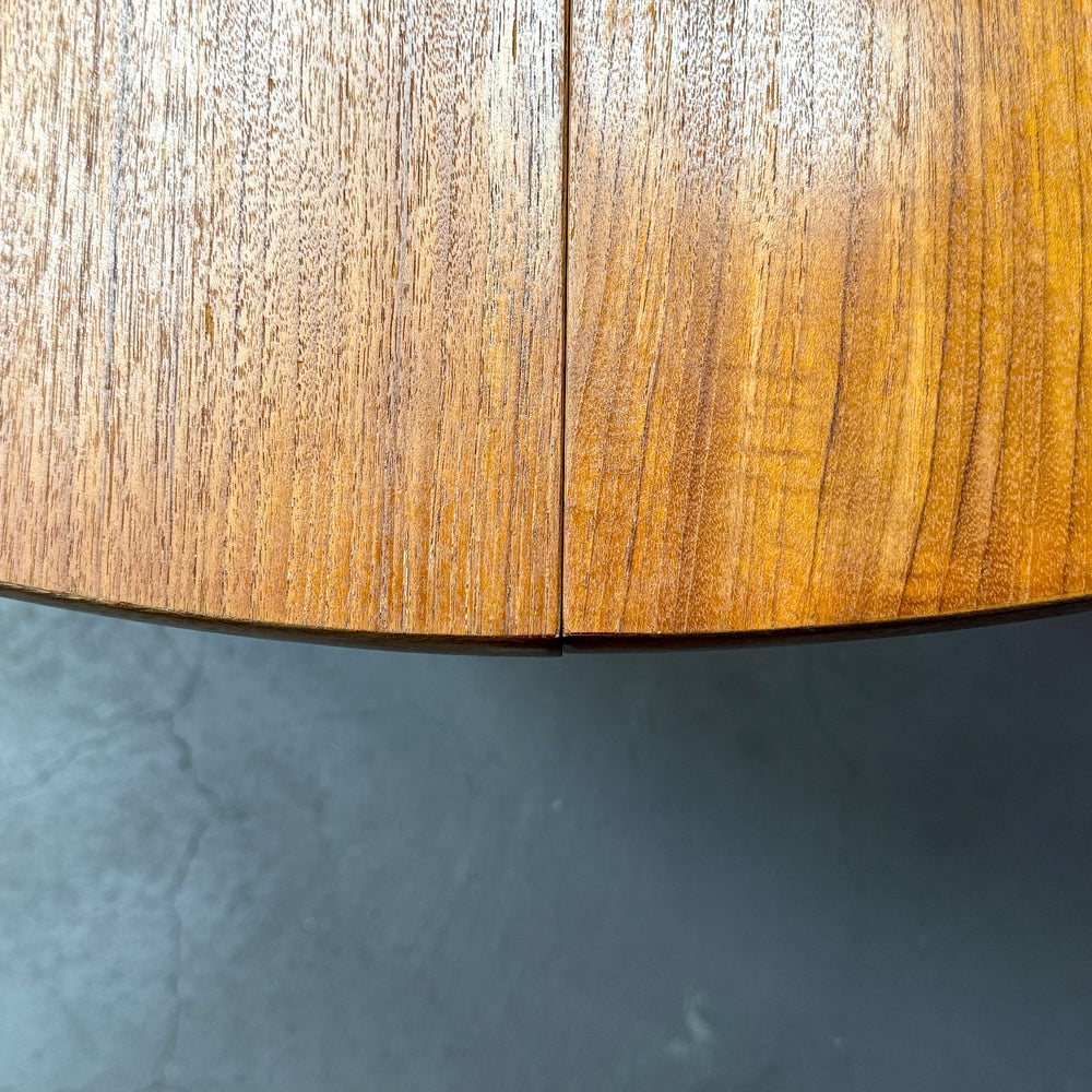 
                      
                        SUTCLIFFE OF TODMORDEN / Extension round table エクステンション ラウンドテーブル(501)
                      
                    