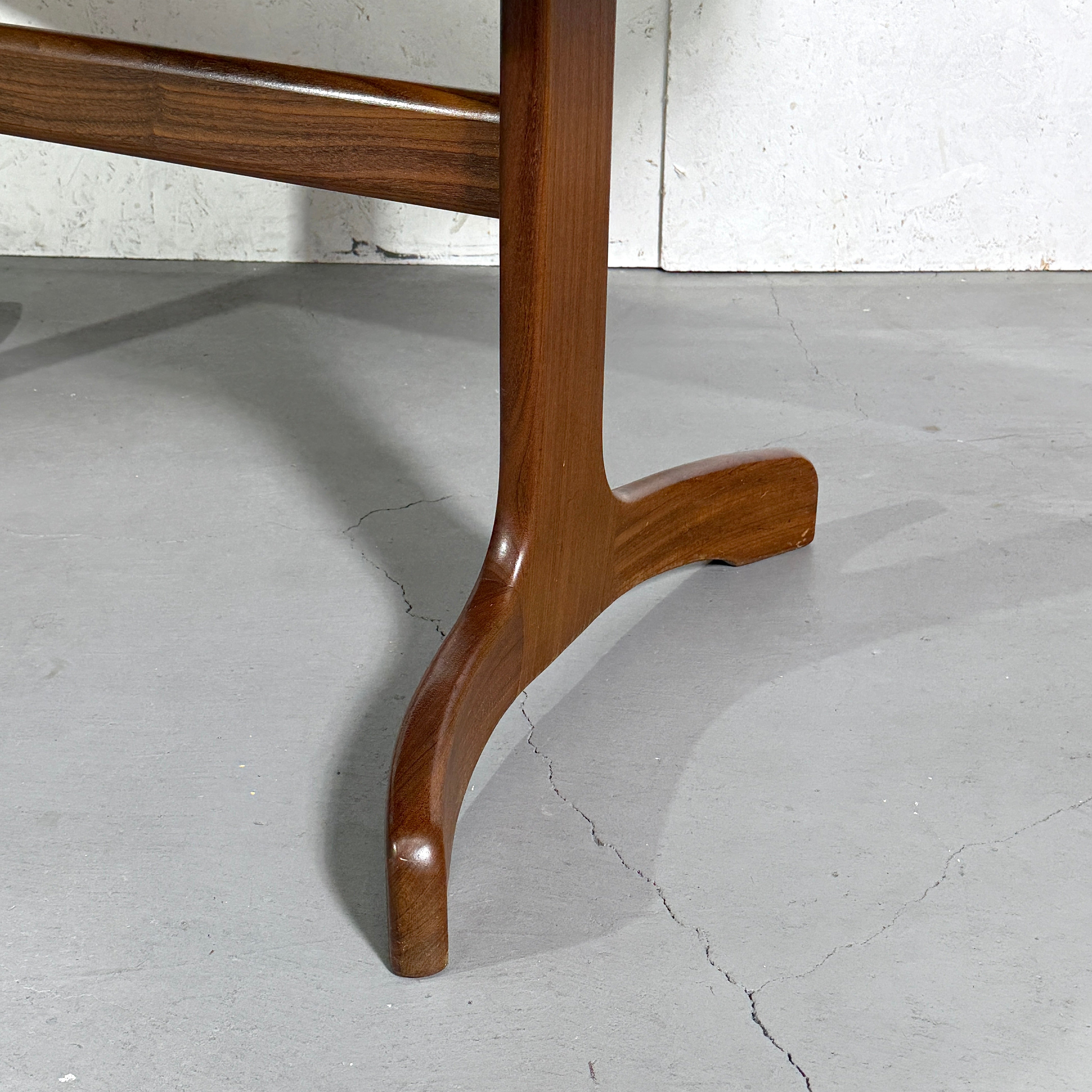 G-PLAN(ジープラン)ホエールレッグ オーバルダイニングテーブル (301) G-PLAN(ジープラン) / WHALE TAILE OVAL TABLE ホエールレッグ