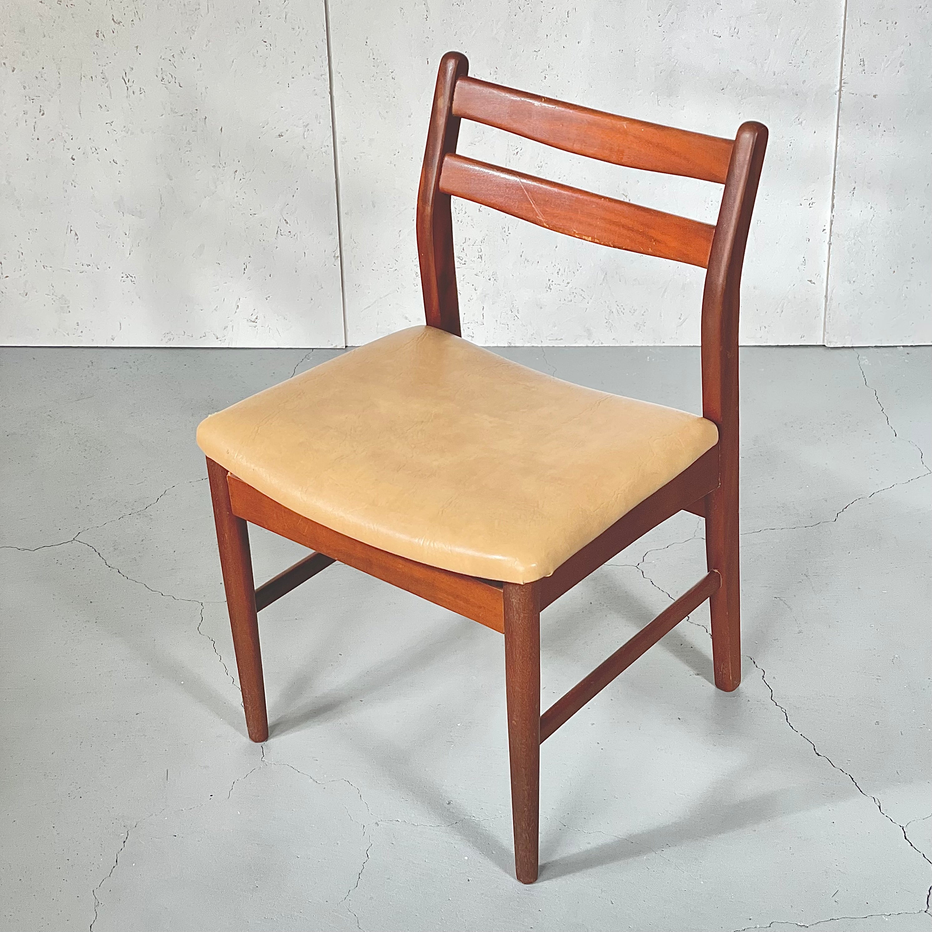 Jentique(ジェンティーク) / DINING CHAIR ダイニングチェア (1 Jentique(ジェンティーク) / DINING CHAIR ダイニングチェア (1