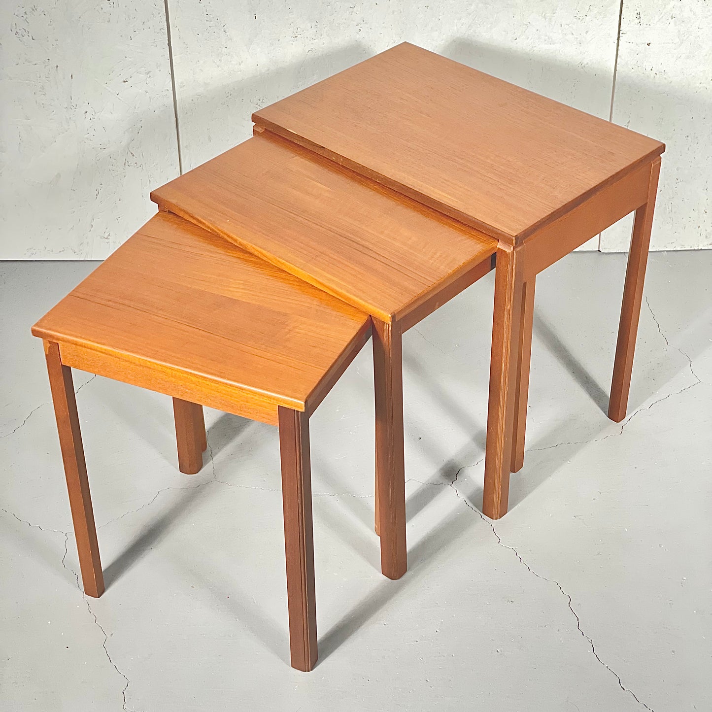 A.H.McINTOSH(マッキントッシュ) / NEST TABLE ネストテーブル – NONOR FURNITURE